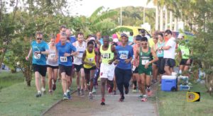 Runners set off for the CERES 10K Series – PRISON BREAK 10K – OCTOBER 8, 2016. Photo: Dean “The Sportsman” Greenaway